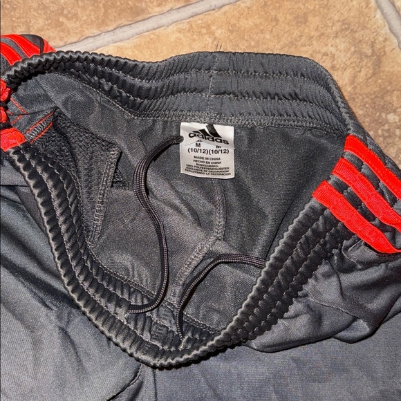 Adidas Gray Joggers drawstring and pockets kids youth medium 10/12 - Picture 3 of 4